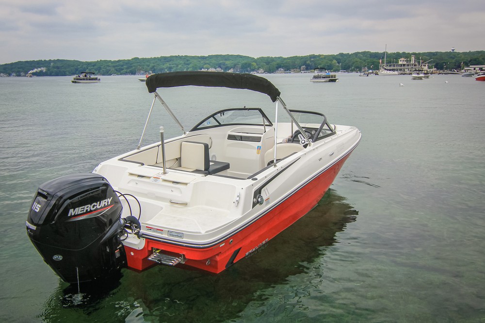 18ft Sport Boat W/Canopy